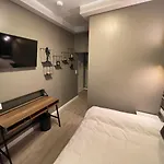Hotel Iq 2*
