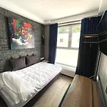 Iq 2* Hannover