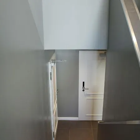 Hotel Iq