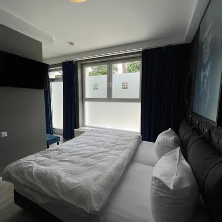 Hotel Iq 2*