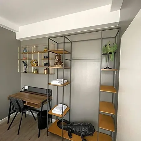 Hotel Iq 2*