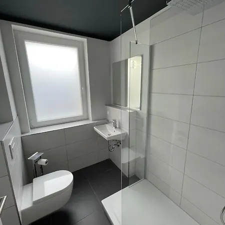 Otel Iq *
