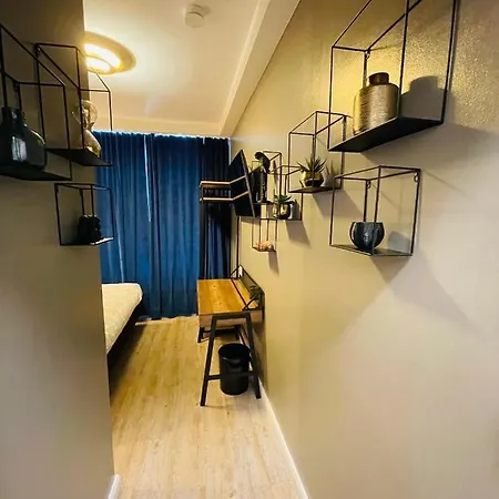Iq Otel